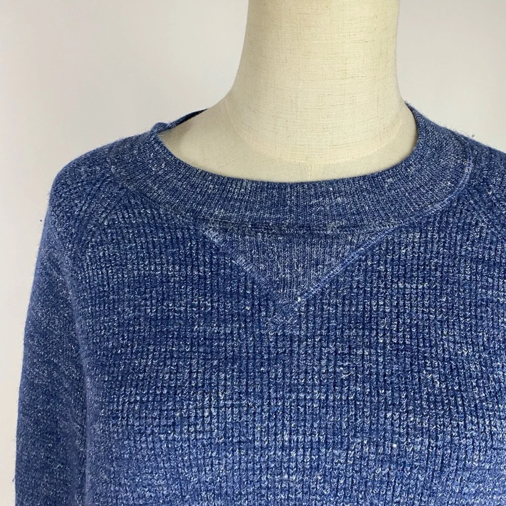 J. CREW Mens Waffle Stitch Wool Blend Crewneck Pullover Sweater Navy Medium